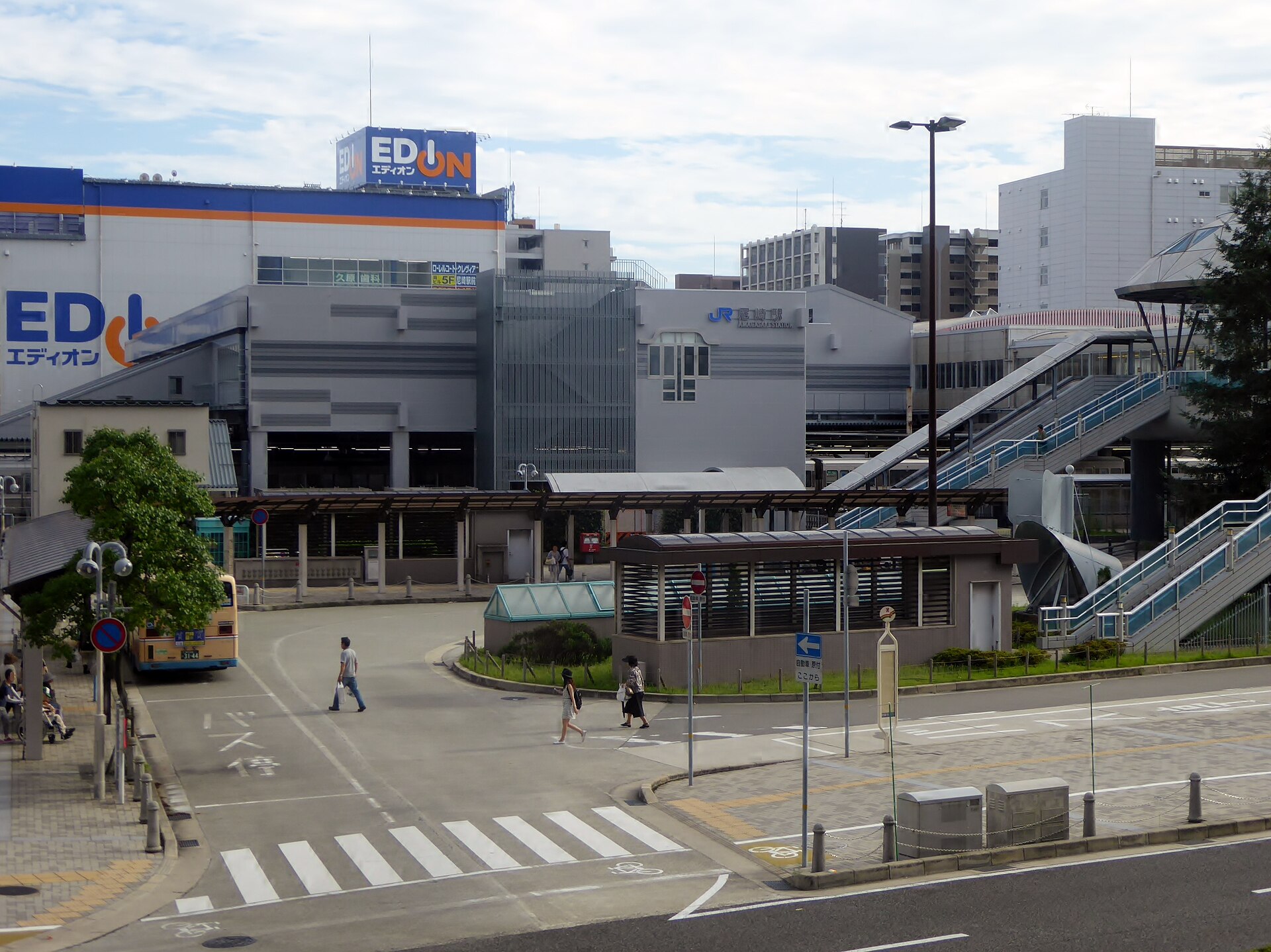 JR尼崎駅の北側